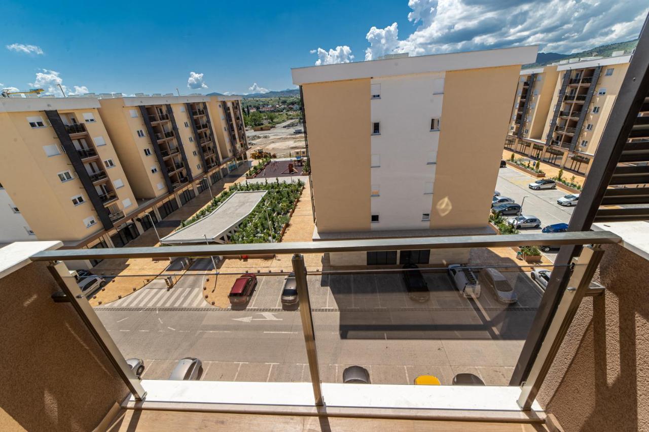 Apart Kraft Podgorica Eksteriør bilde