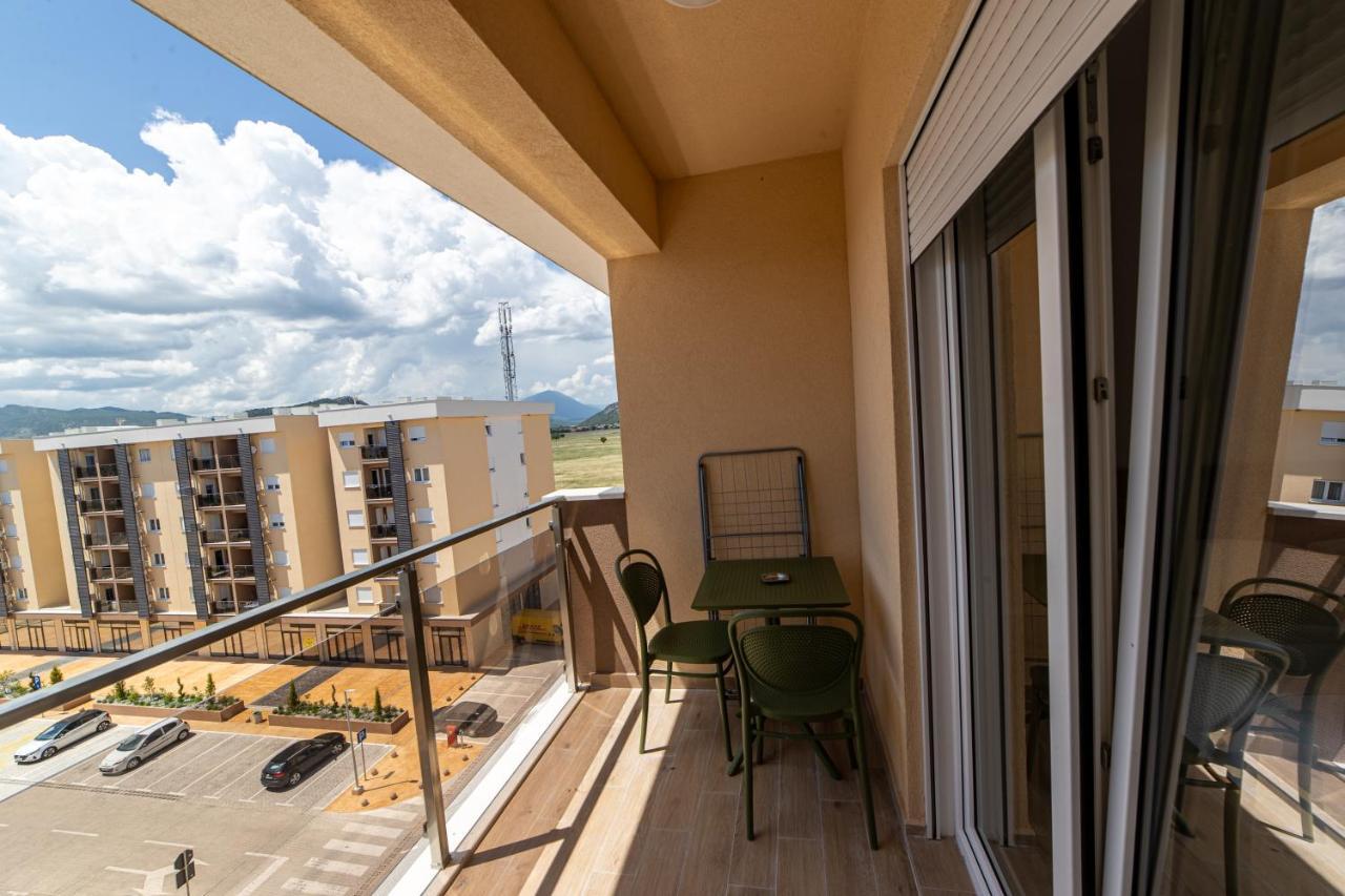 Apart Kraft Podgorica Eksteriør bilde