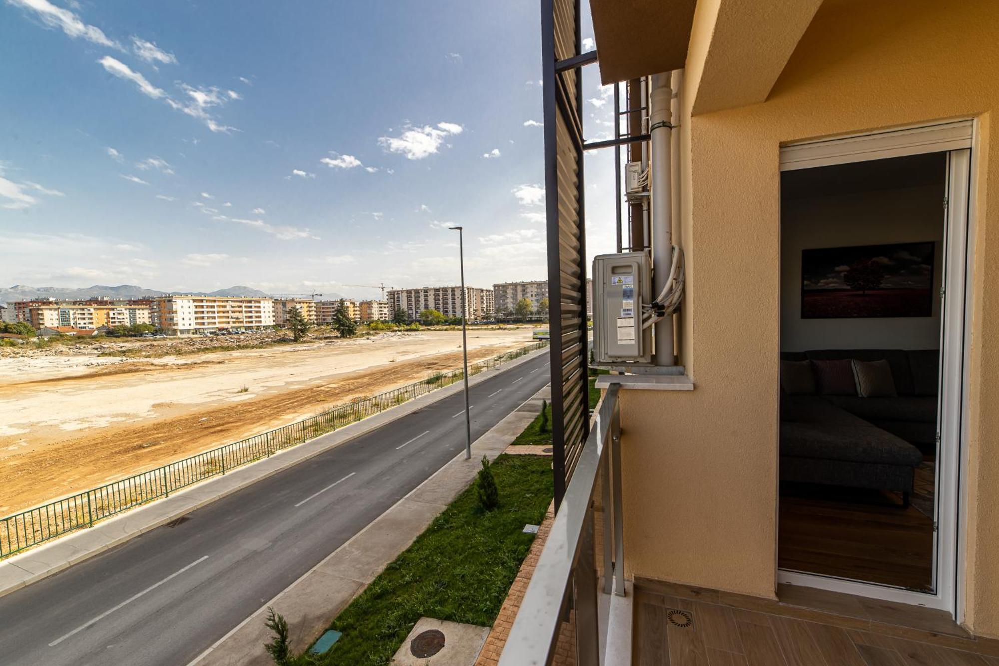 Apart Kraft Podgorica Eksteriør bilde